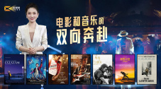 斯嘉丽裸乳照无奶罩视频